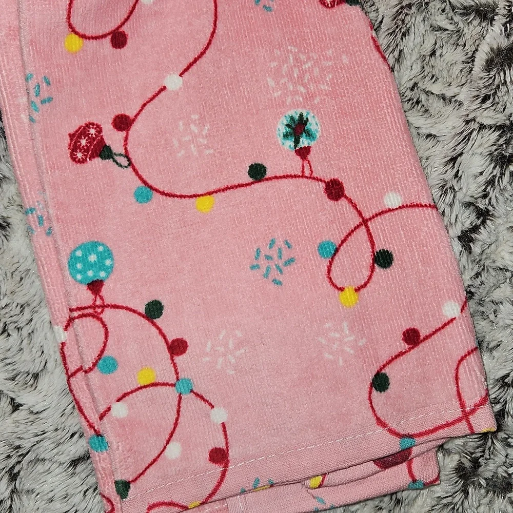 SET OF 2 Pink Merry Christmas Holiday Towel 100% COTTON